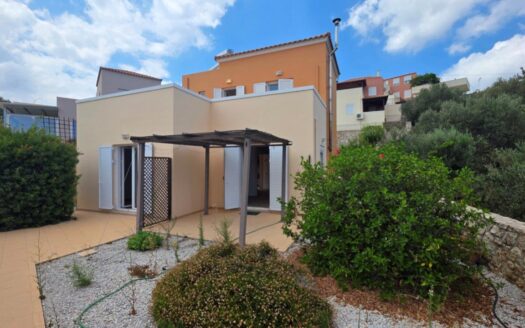 Plaka.Long term rental on Crete.