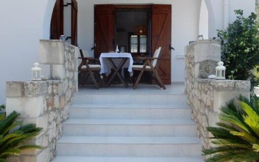 Plaka.Villa for winter let on Crete
