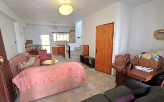 Kalives, house for rent.