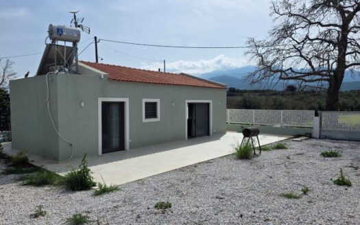 Kalamitsi, house for sale οn Crete