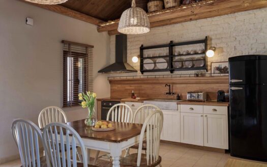 Pemonia.Long term rental on Crete with strong Greek spirit .