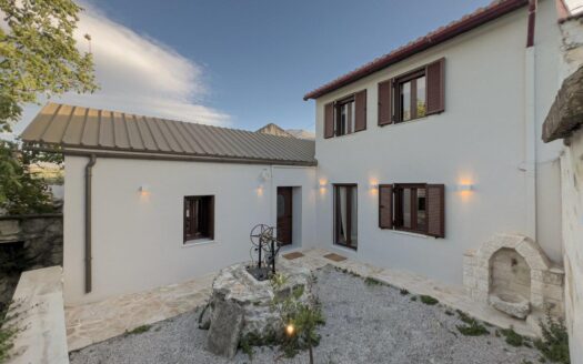 Pemonia.Long term rental on Crete with strong Greek spirit .