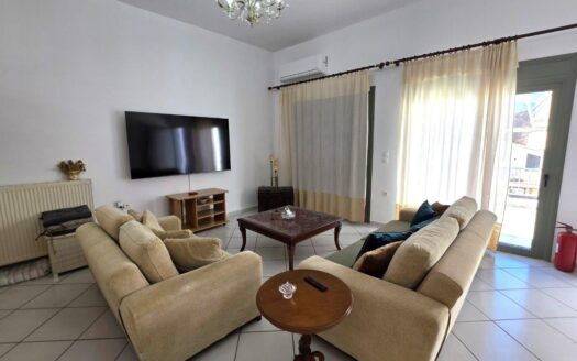 Kalyves, apartment for rent.