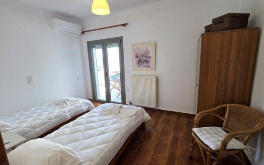 Kalyves, apartment for rent.