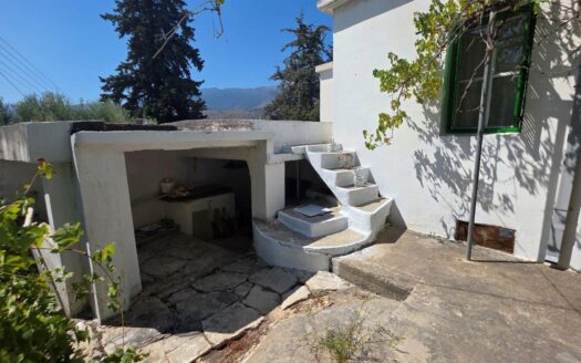 Nippos, Apokoronas. Traditional Cretan House for Rent