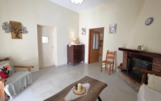 Nippos, Apokoronas. Traditional Cretan House for Rent