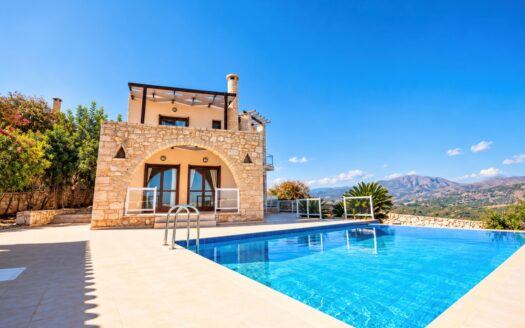 Tsivaras.Villa for sale on Crete