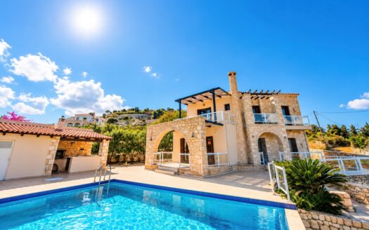 Tsivaras.Villa for sale on Crete