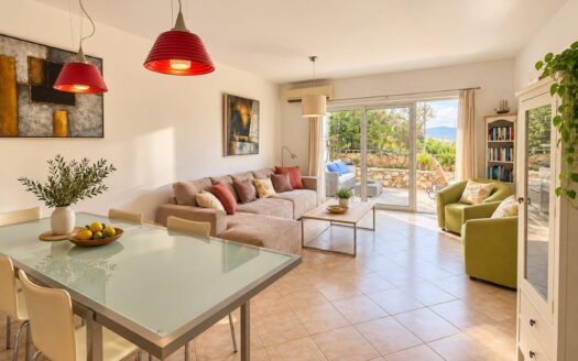 Plaka.Villa for sale in Crete