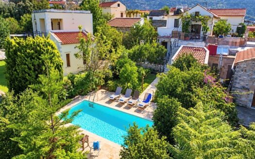 Gavalochori villa with pool for long term rental on Crete
