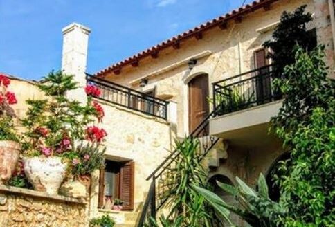 Gavalochori villa with pool for long term rental on Crete