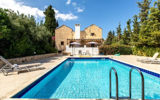Douliana.Charming home for winter let on Crete