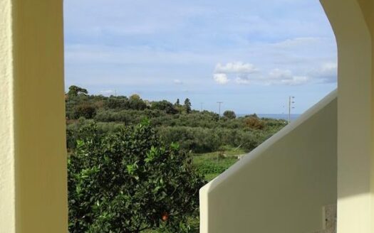 Tsivaras, Apokoronas. A Ground-Floor Apartment for Rent
