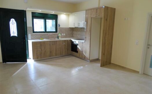 Tsivaras, Apokoronas. A Ground-Floor Apartment for Rent